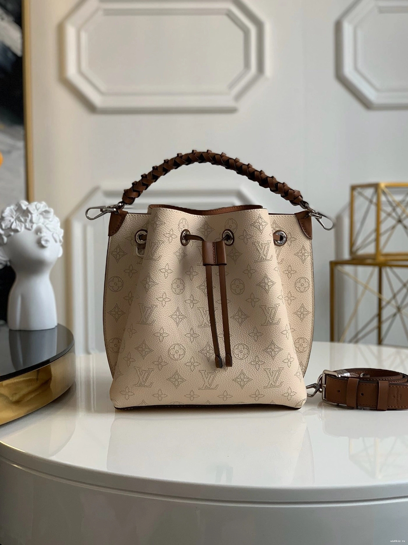 WIS VUITTON MURIA LOUIS 0119